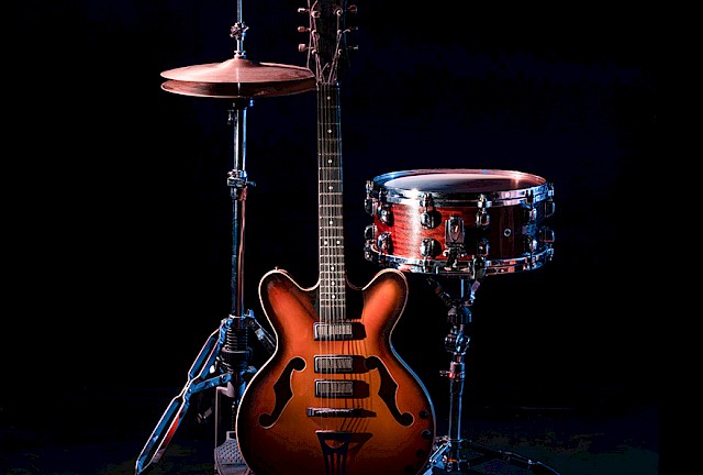 PX Muziekfabriek Presenteert...